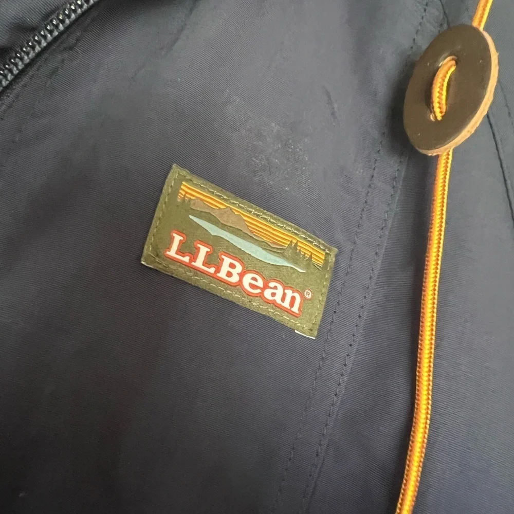 NWT LL Bean Mountain Insulated Anorak - Picture 5 of 6